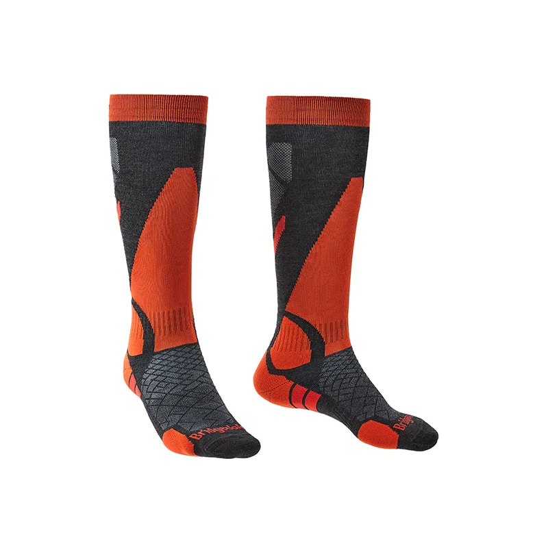 Camping hiking trail soak-Bridgedale Men's Ski Lightweight Merino Endurance Over Calf Socks