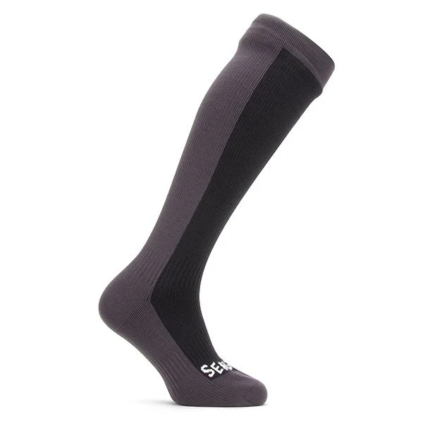 Camping hiking gear updates-Knielange Socken Worstead schwarz grau