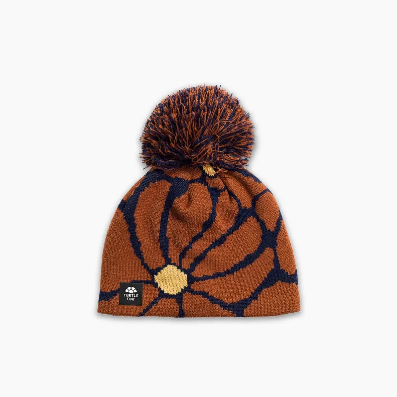 Camping hiking trail bond-Bloom Bloom Pom Beanie - Russet